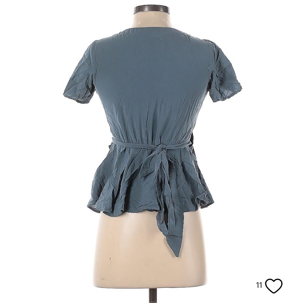 NWT Ann Taylor LOFT Outlet Peplum Blouse - Picture 2 of 5